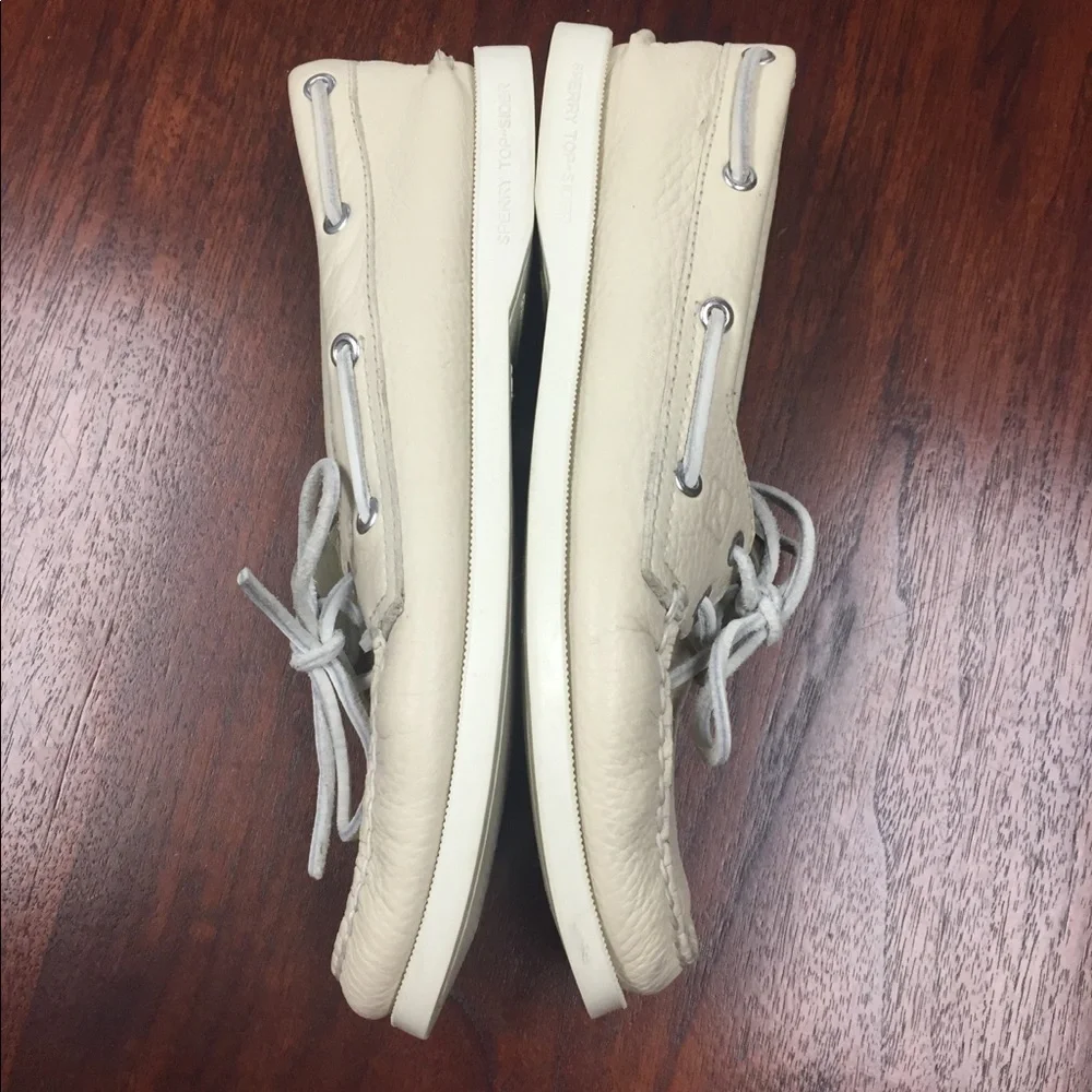 Sperry Top-Siders W 7.5 Cream Gently Used - Picture 6 of 6